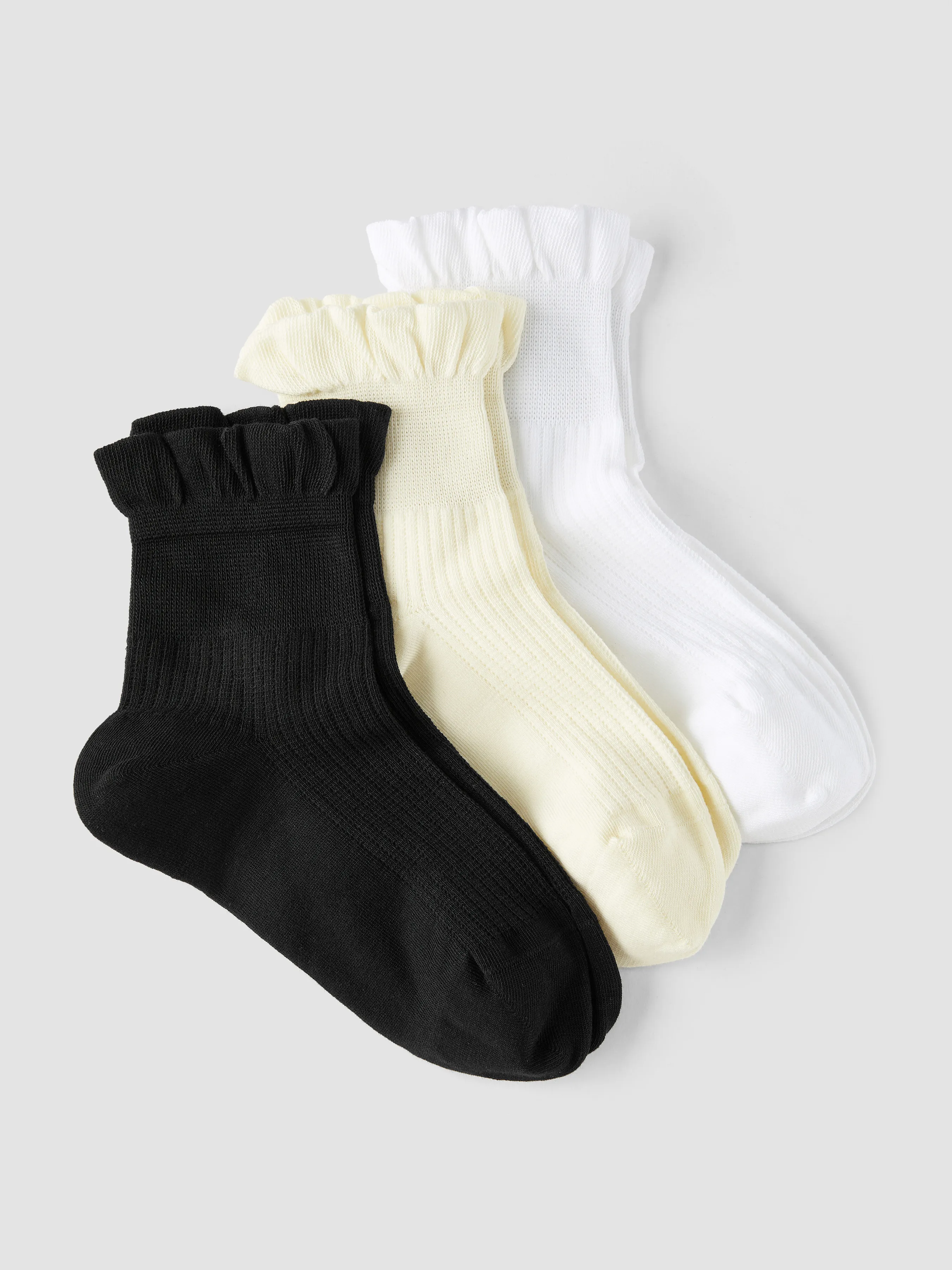  3 PARES DE CALCETINES DE TRIPULACIÓN CON VOLANTES
