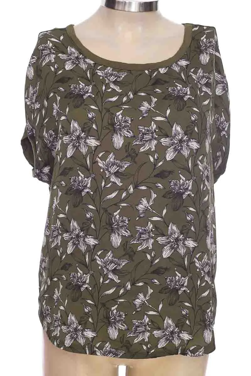 BLUSA COLOR VERDE  GEF