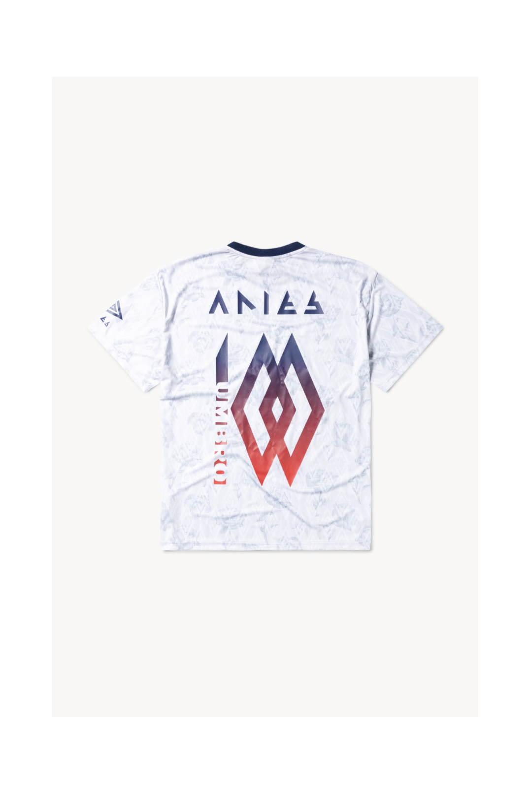 Camiseta Aries x Umbro White Roses SS Football Jersey