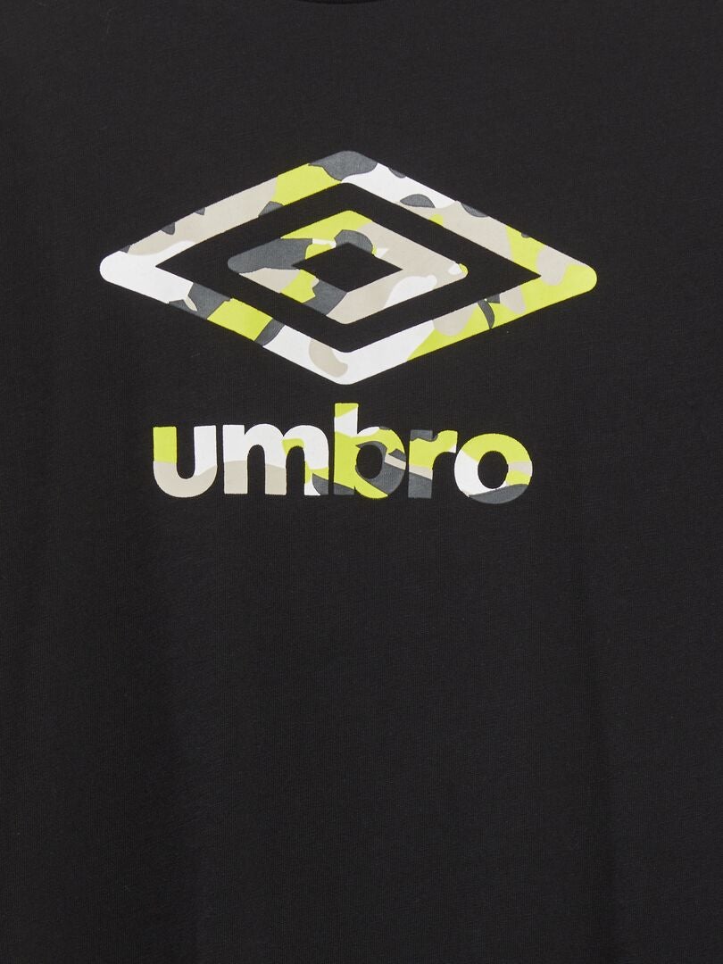 CAMISETA CON LOGO 'UMBRO'  NEGRO