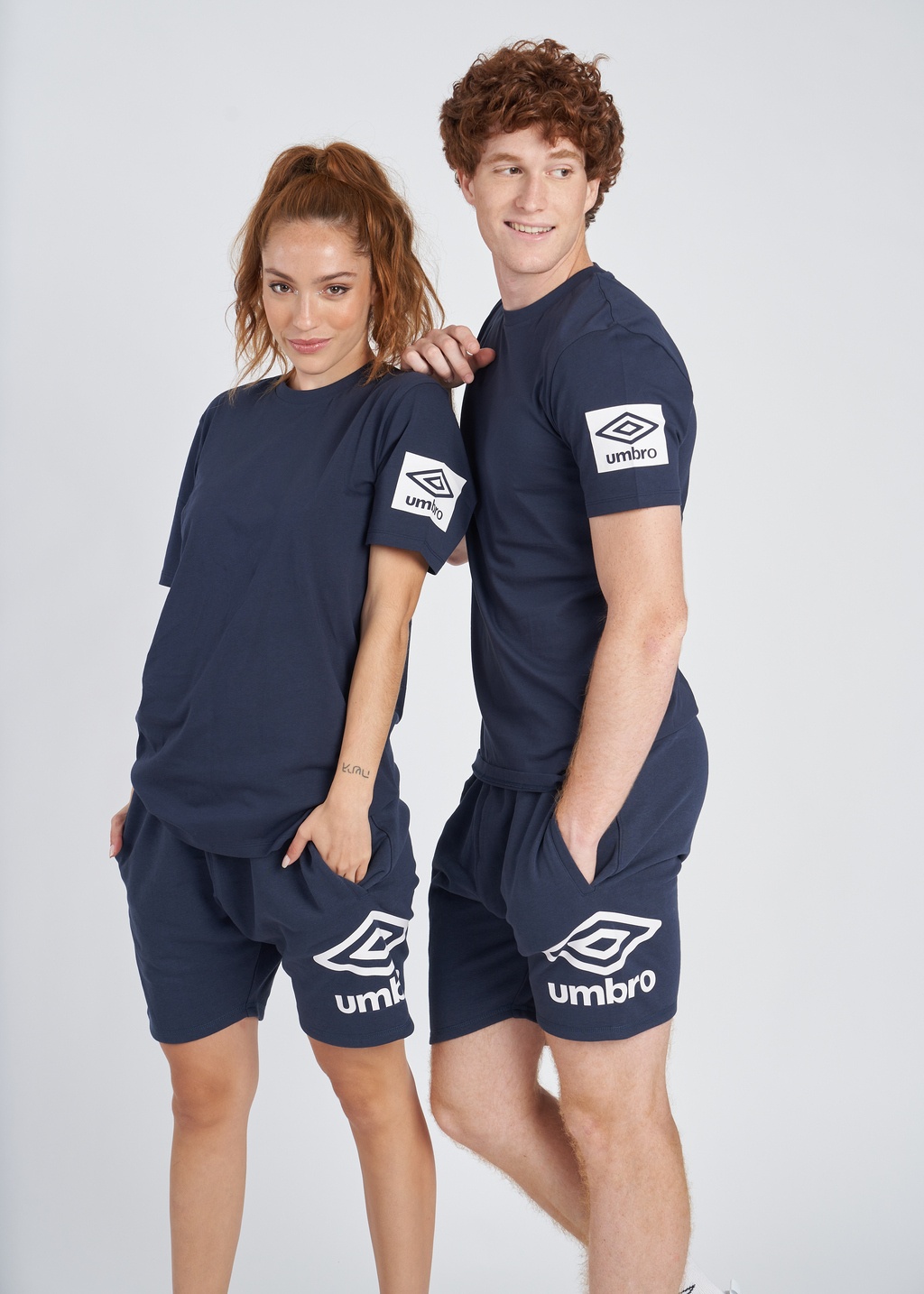 Camiseta Umbro Terrace Graphic Navy / White