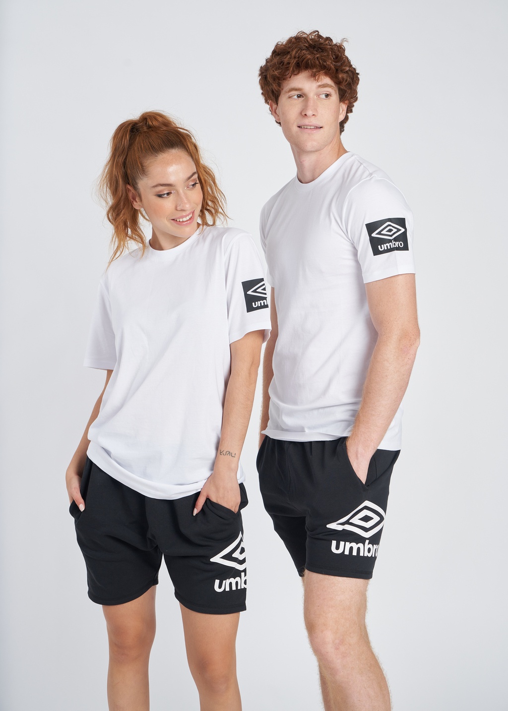 Camiseta Umbro Terrace Graphic White / Black