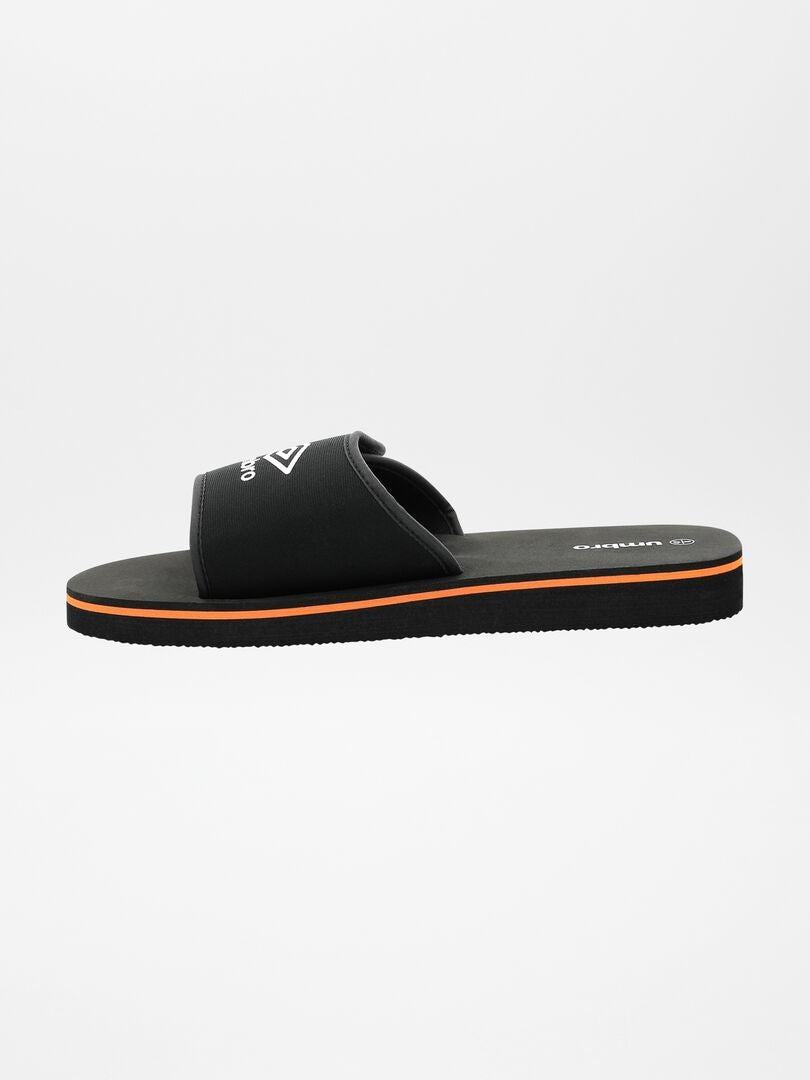 CHANCLAS DE TELA 'UMBRO'  NEGRO
