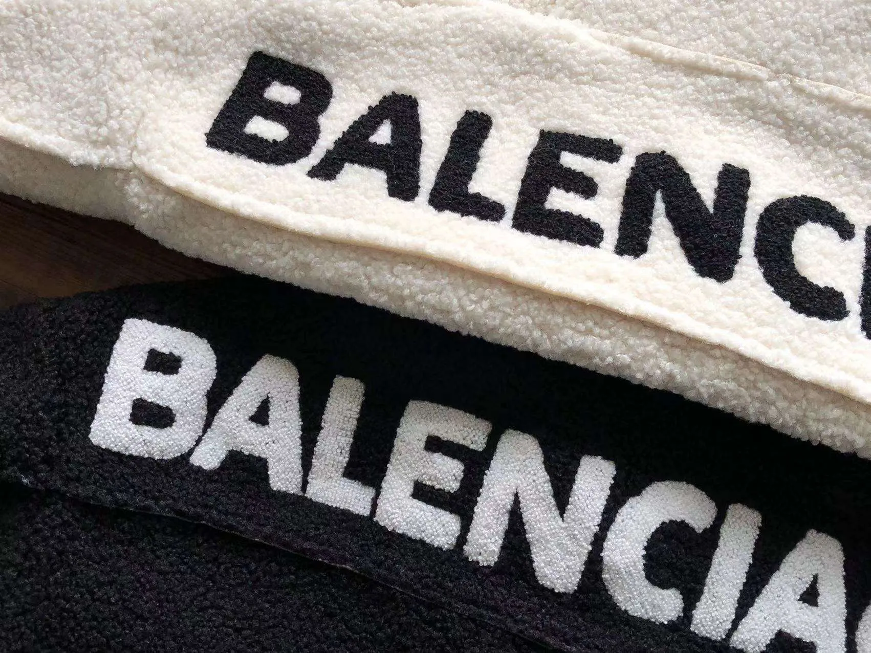 Chaqueta Balenciaga Fleece – 790137