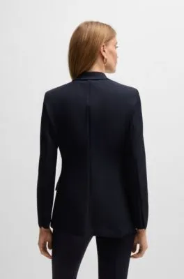 Chaqueta slim fit en paño elástico de secado rápido