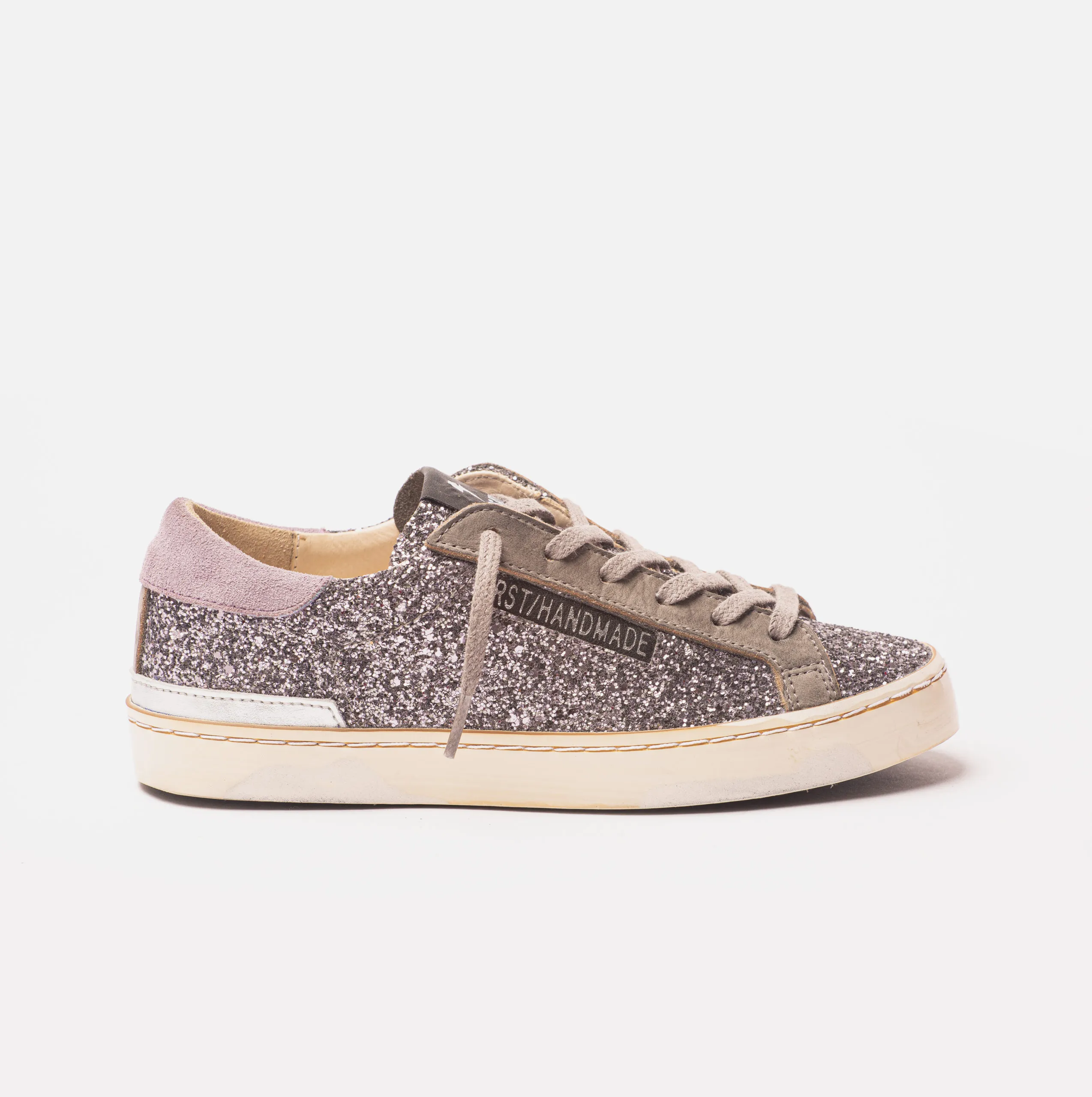 Code: 8002 Zapatilla de Glitter peltre y cuero, plata, Lila y Gris, Suela y banda de caucho, plantilla de 17 mm.