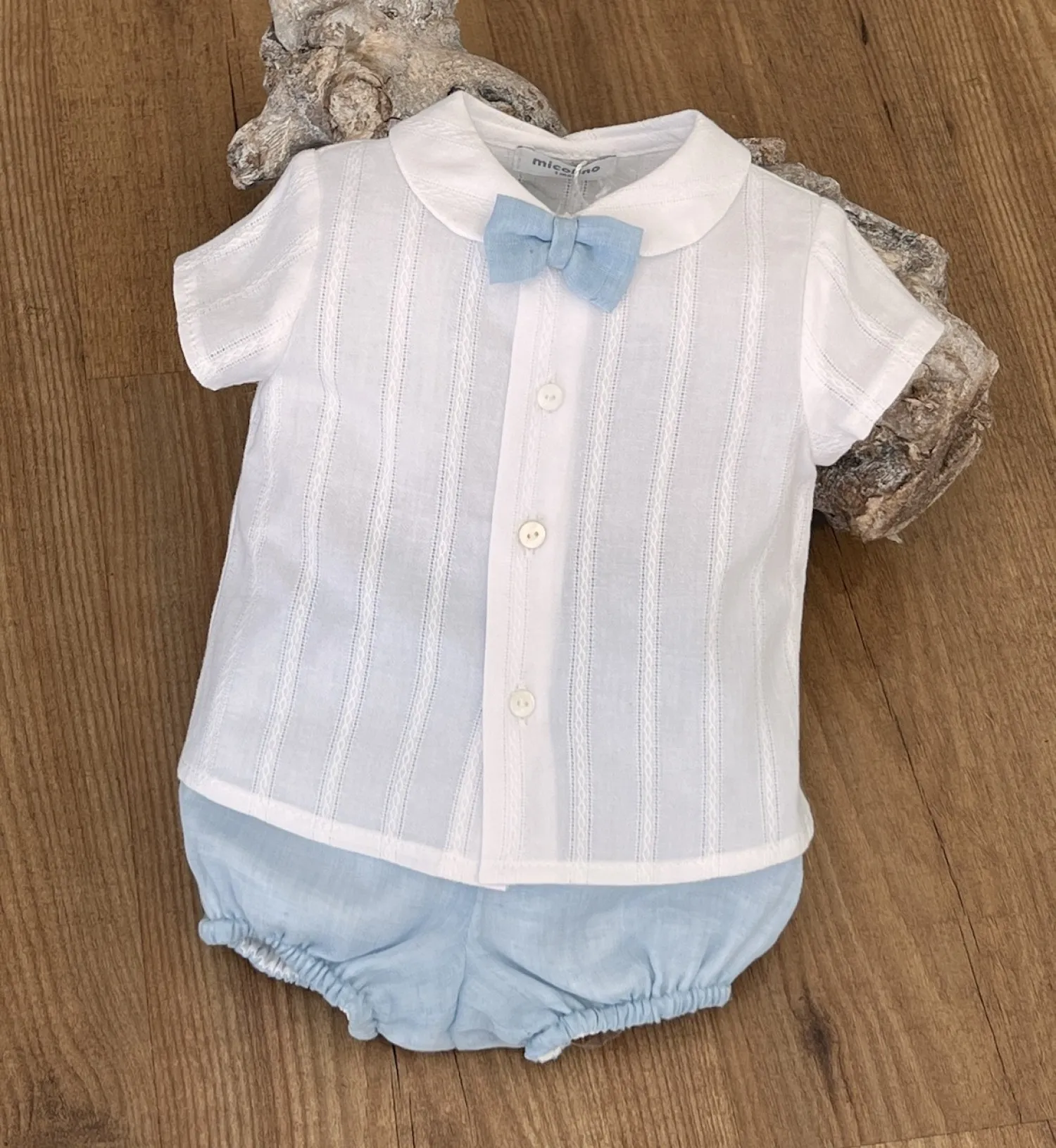 Conjunto para niño de tres piezas colección Xandra