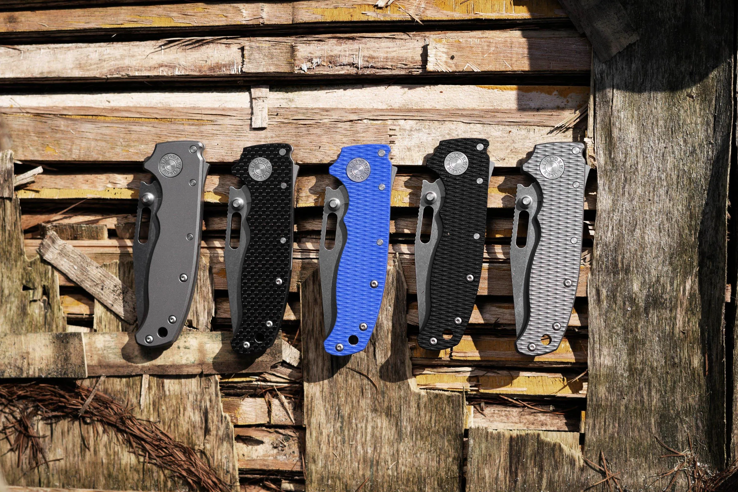 DEMKO KNIVES AD20.5 SHARKLOCK CPM 20CV CLIP POINT AD20520CVBLG10CP BLUE G10, NAVAJA