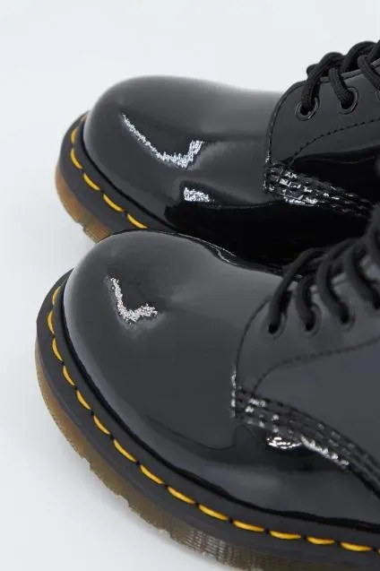 DR. MARTENS
