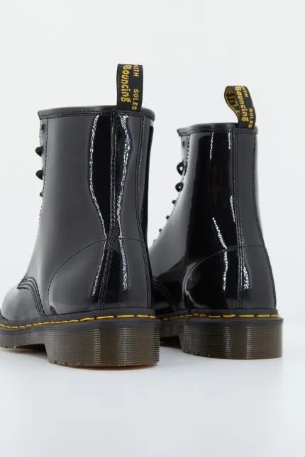 DR. MARTENS