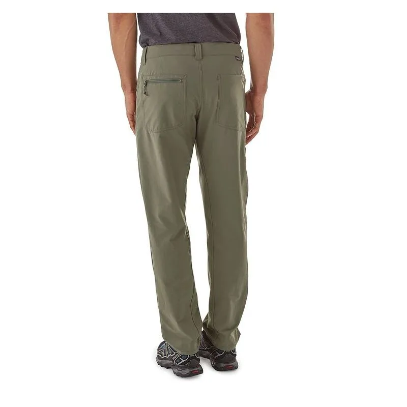 EL DILEMA DE LOS PANTALONES M  REG PATAGONIA (INDUSTRIAL GREEN)