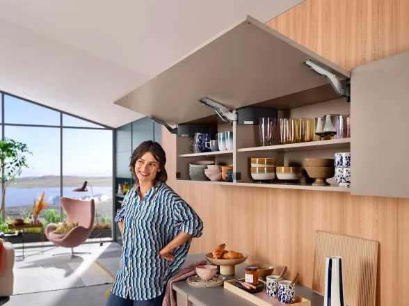 ELEVABLE ABATIBLE HKTOP AVENTOS