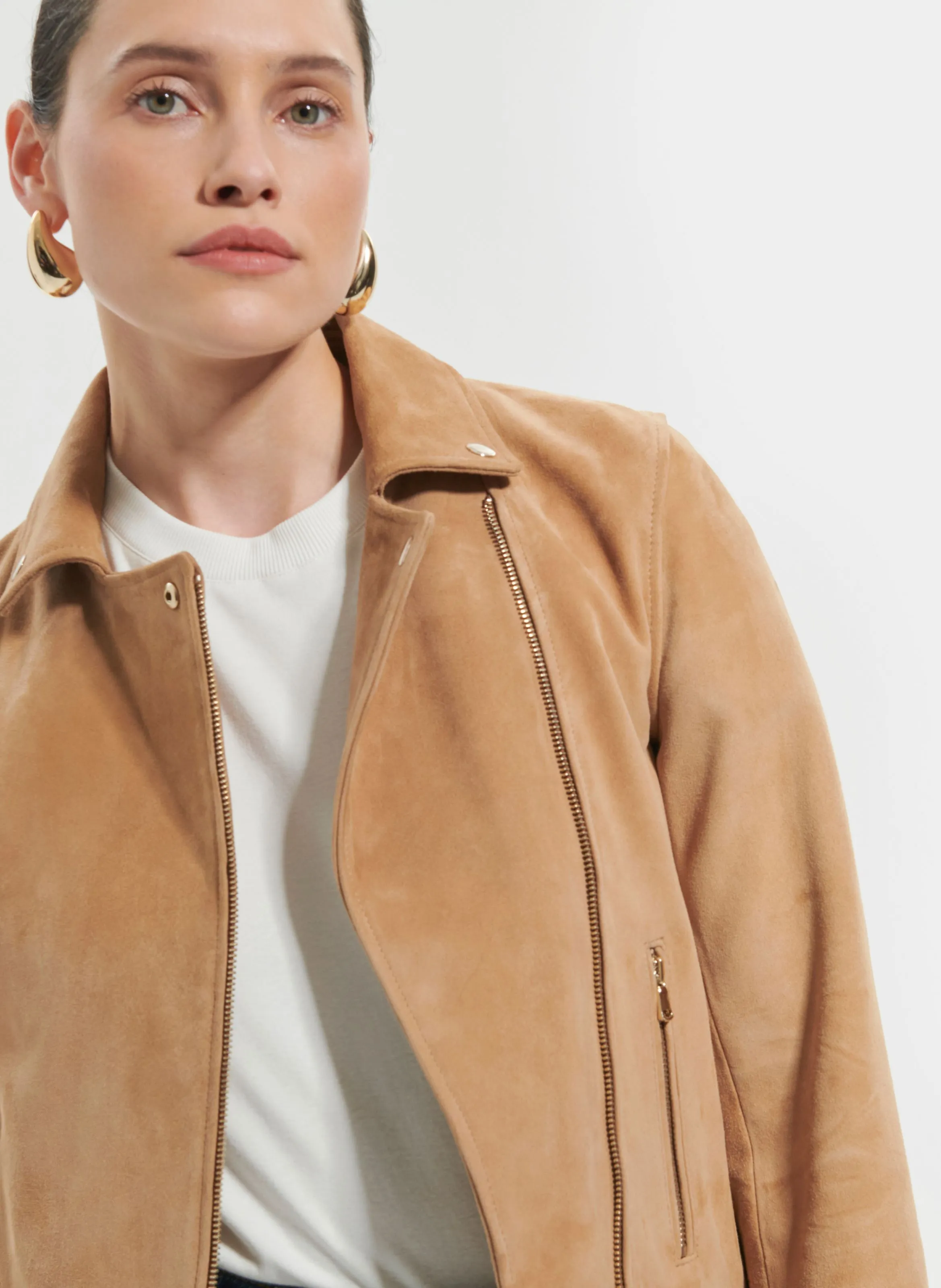 HANCORE  CHAQUETA DE CUERO DE TERCIOPELO CON CREMALLERA EN BEIGE