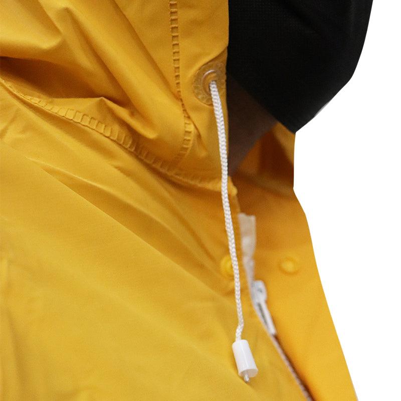 Impermeable Tipo Gabardina Mod. GIL Marca LICA