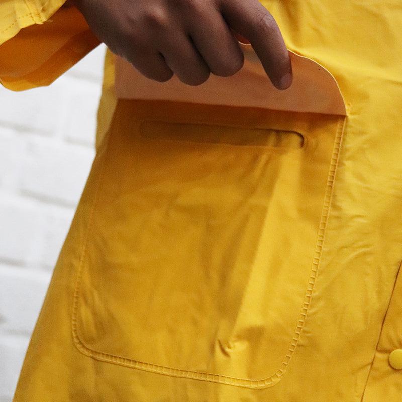 Impermeable Tipo Gabardina Mod. GIL Marca LICA