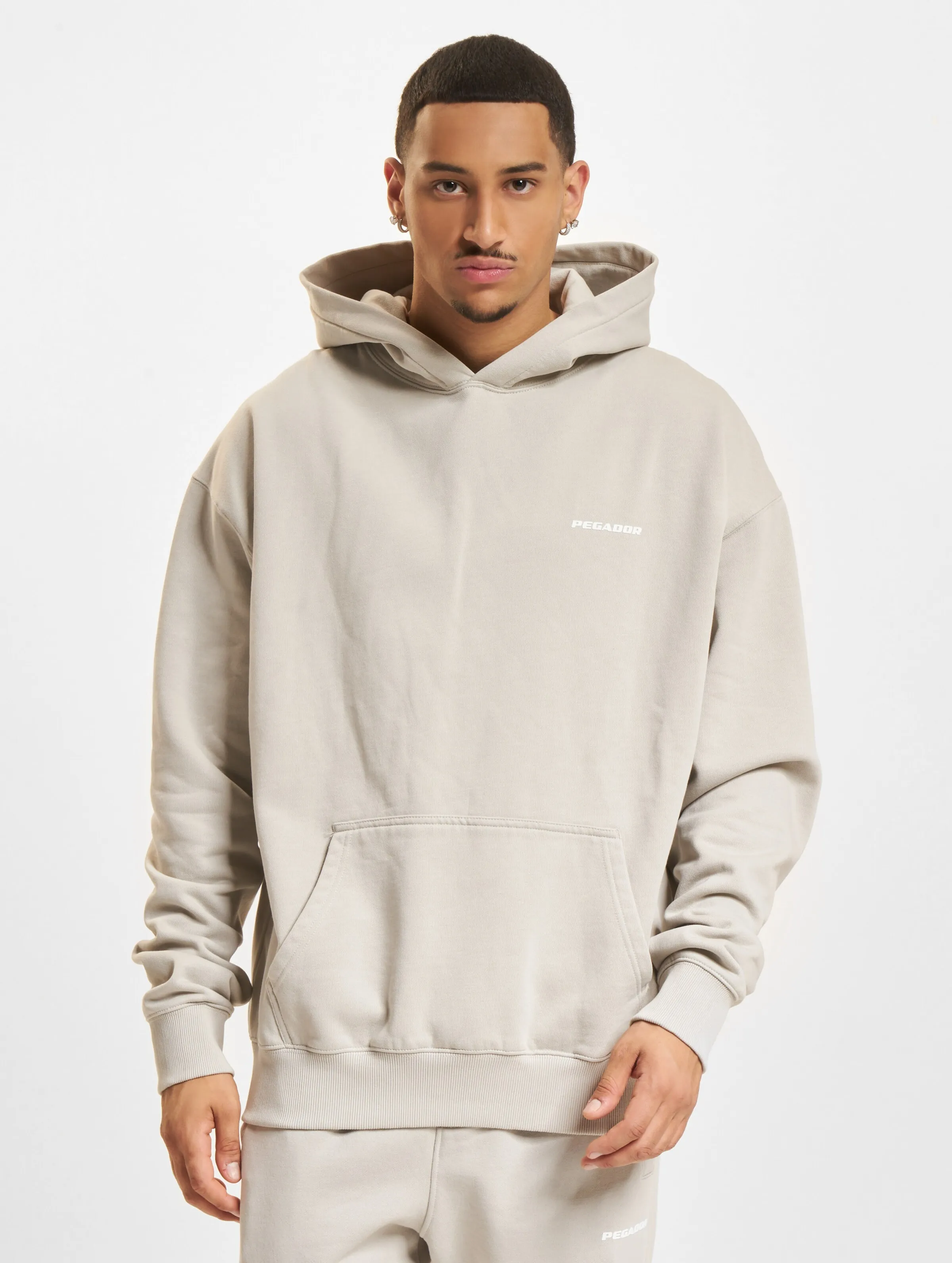 Logo Oversized