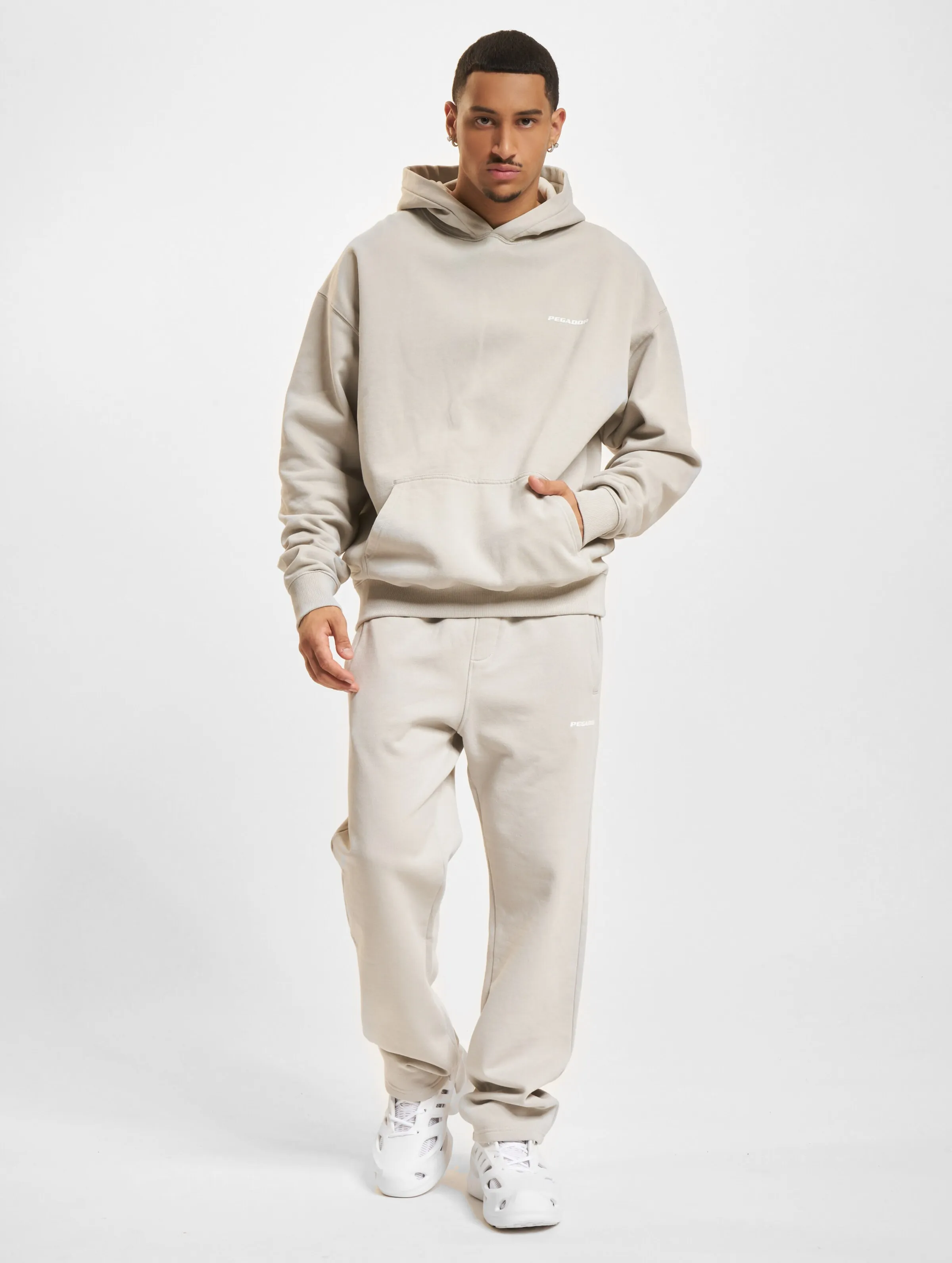 Logo Oversized