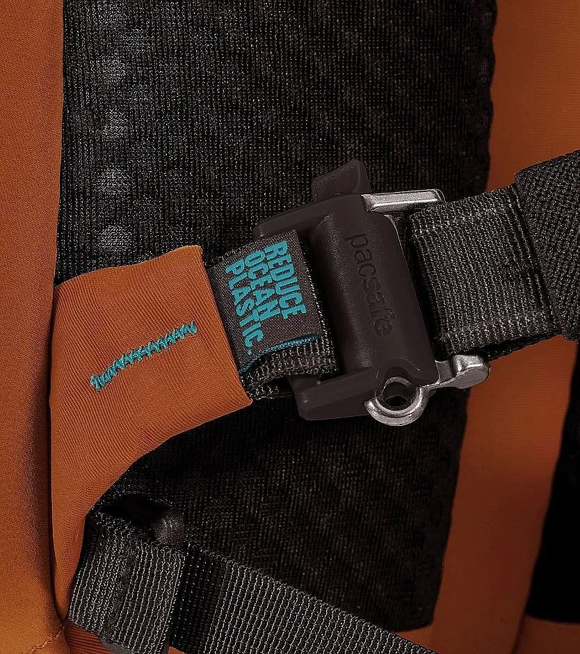 MOCHILA PACSAFE ECO 18  CANYON