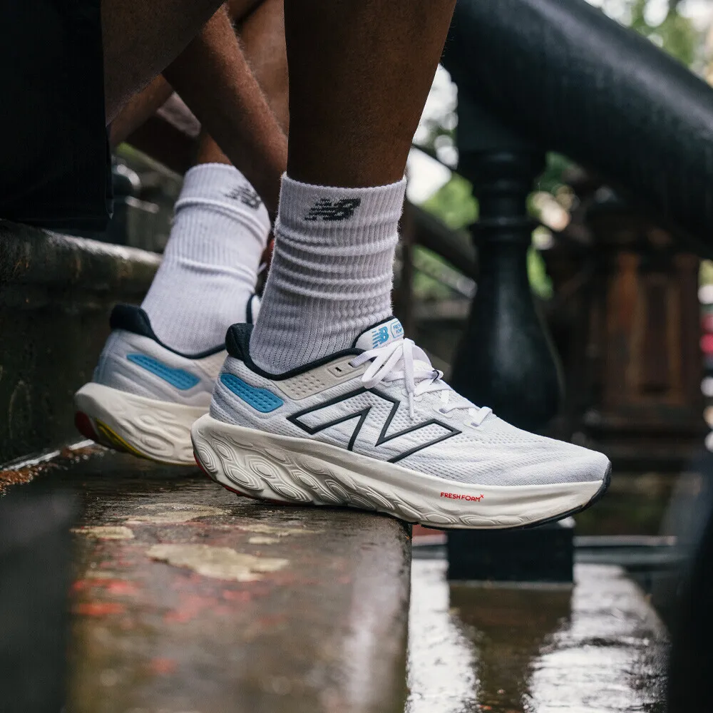 NEW BALANCE 1080V13 ZAPATILLAS DE RUNNING (ANCHO 2E)  SS24
