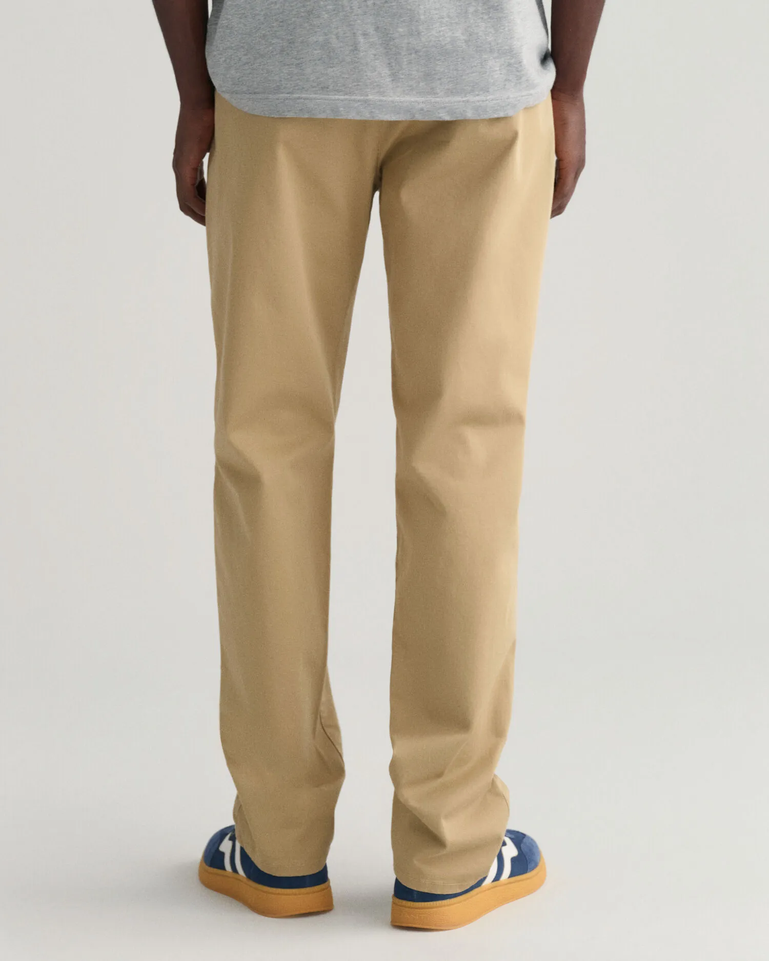 Pantalones chinos Regular Fit de sarga