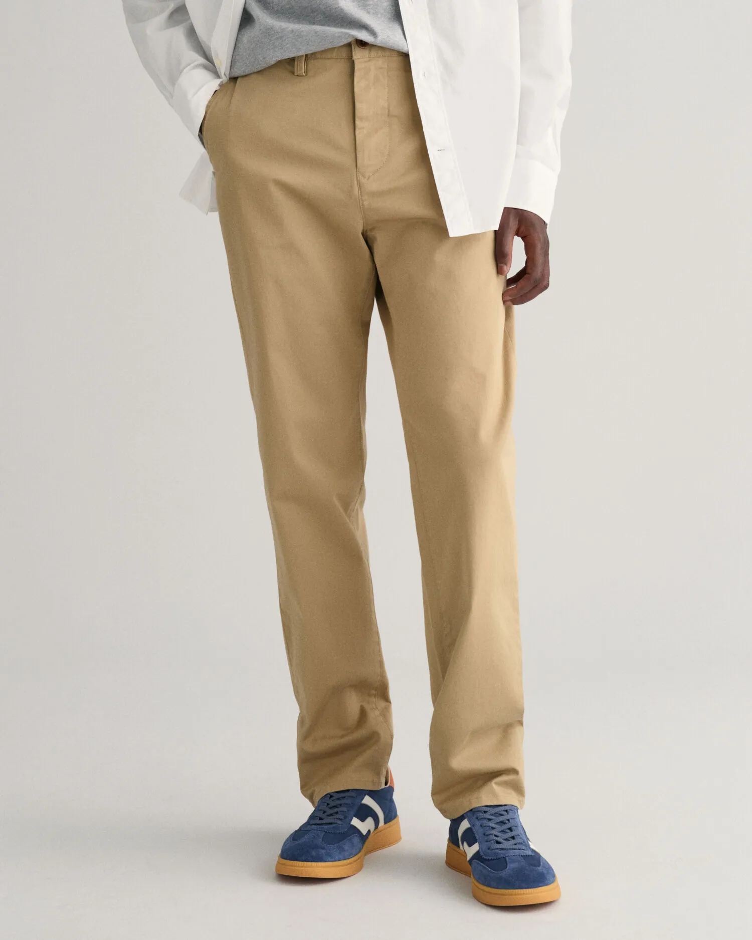 Pantalones chinos Regular Fit de sarga