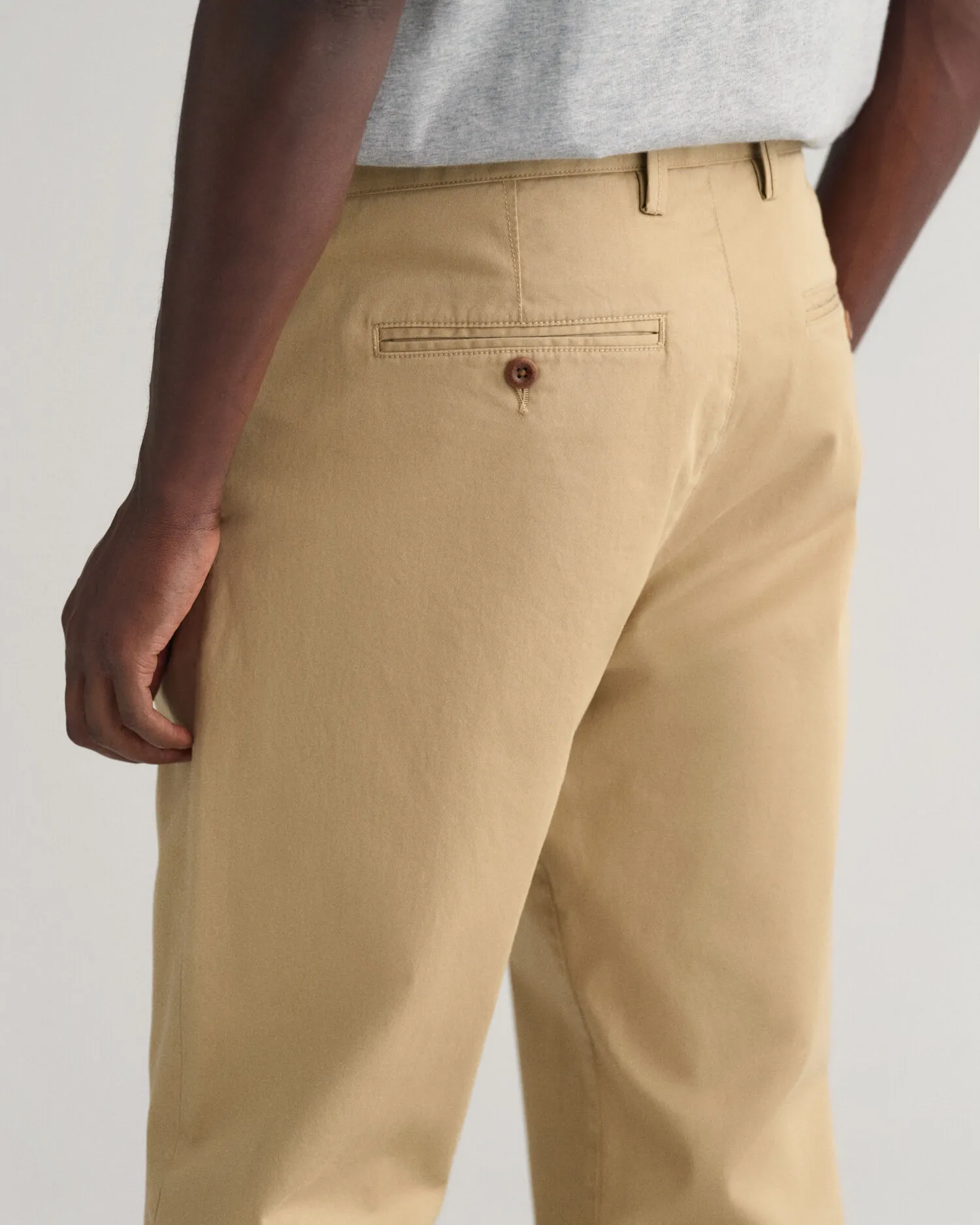 Pantalones chinos Regular Fit de sarga