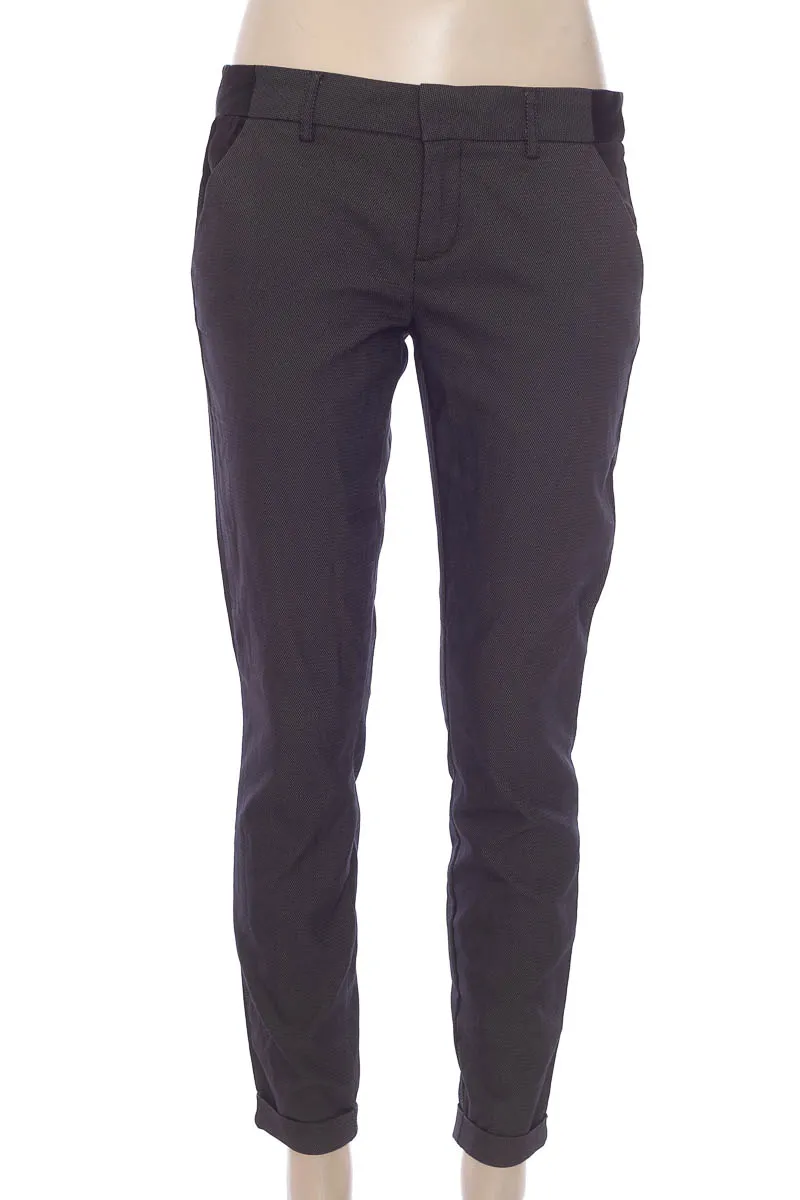 PANTALóN COLOR GRIS  NAF NAF