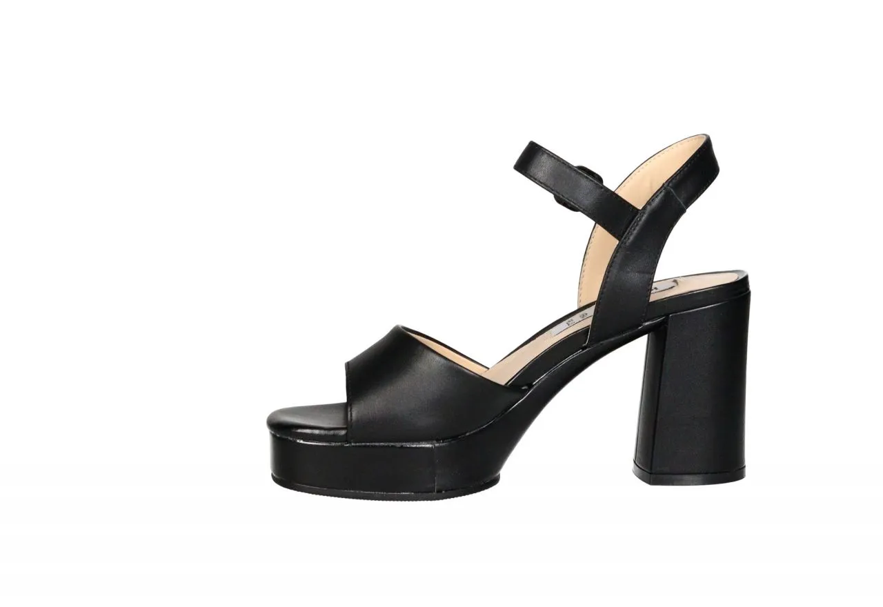 Sandalia Piel Negro Liso Tacon Alto y Pataforma