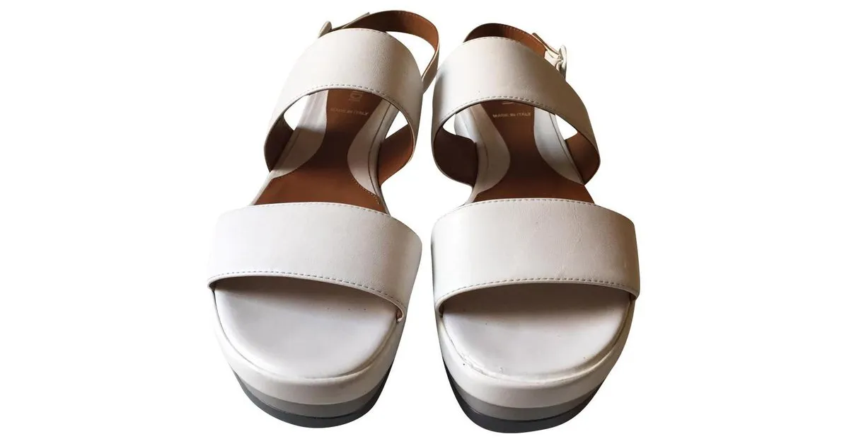 Sandalias de cuero Fendi Blanco 