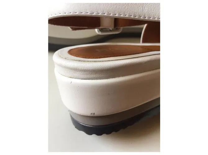 Sandalias de cuero Fendi Blanco 