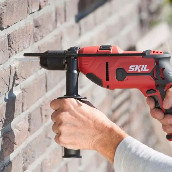 SKIL  6725 GA  TALADRADORA CON PERCUSIóN, 710 W, MANDRIL RáPIDO, 13 MM, CAJA DE PLASTICO, ACCESORIOS
