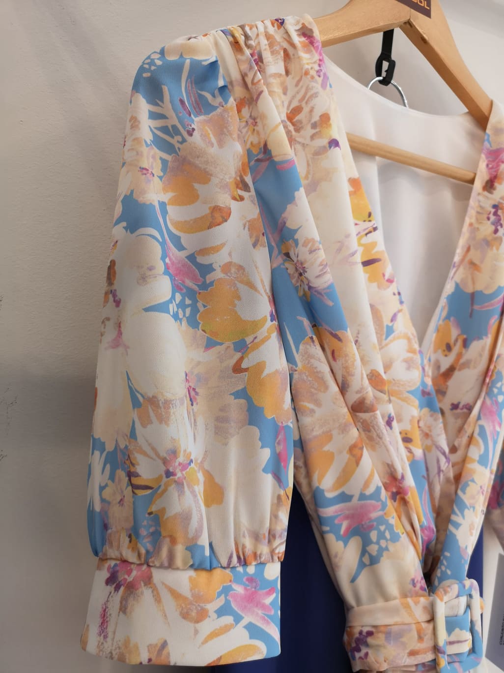 Traje de pantalón estampado para mujer